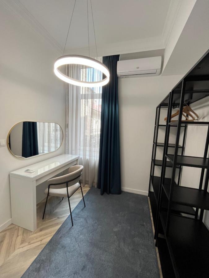 Central Gallery Apartment Debrecen Eksteriør bilde